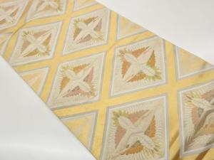 向かい鶴菱模様織出し袋帯